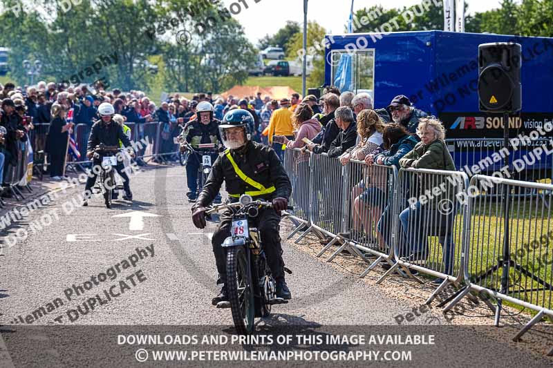 Vintage motorcycle club;eventdigitalimages;no limits trackdays;peter wileman photography;vintage motocycles;vmcc banbury run photographs